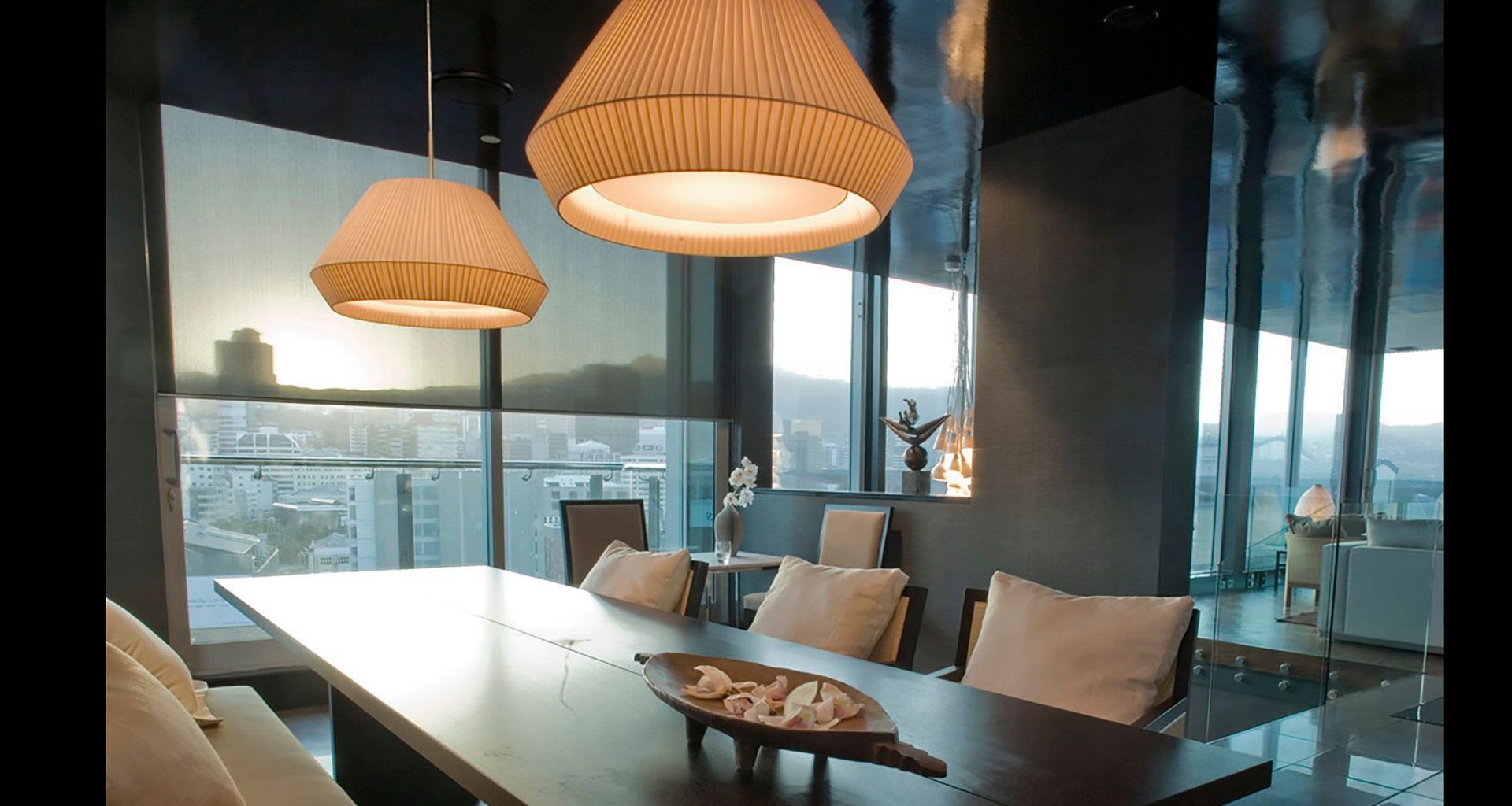 City Apartment 2007 banner