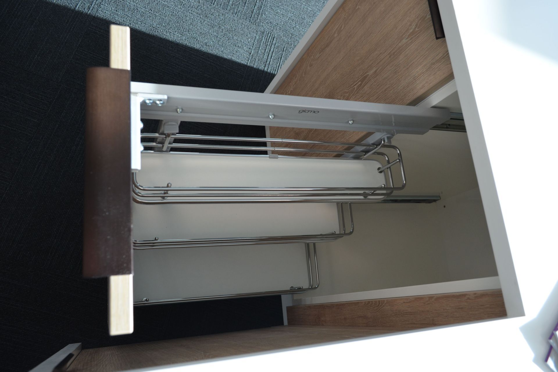 Fit Showroom Christchurch - Giamo Side Mounted Unit Solid Base Style