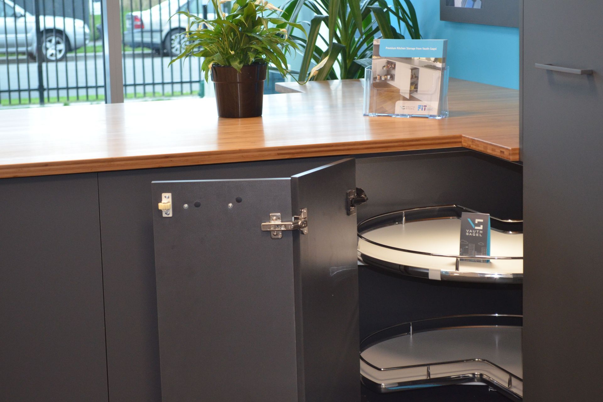 Fit Showroom Christchurch - Vaugh Sagel COR Wheel Pro Revolving Unit 1