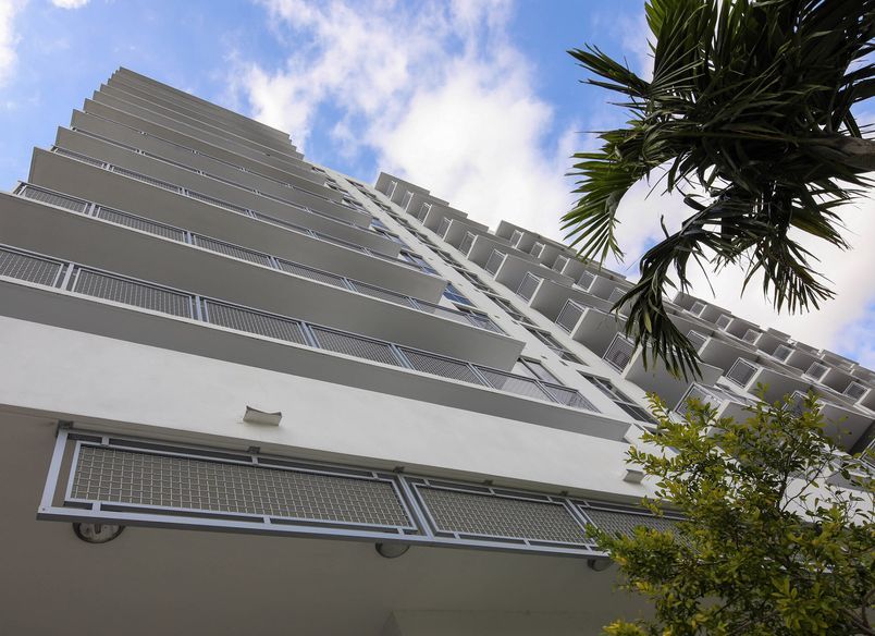 Apartment Balcony's Wire Mesh Balustrades