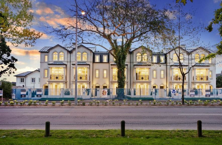 Ayr Street, Hagley Park
