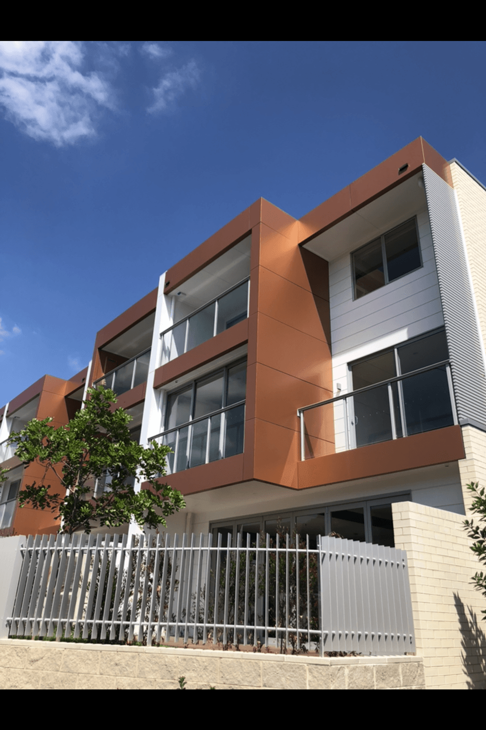 Fairway Circuit Strathfield - 50 Townhouses