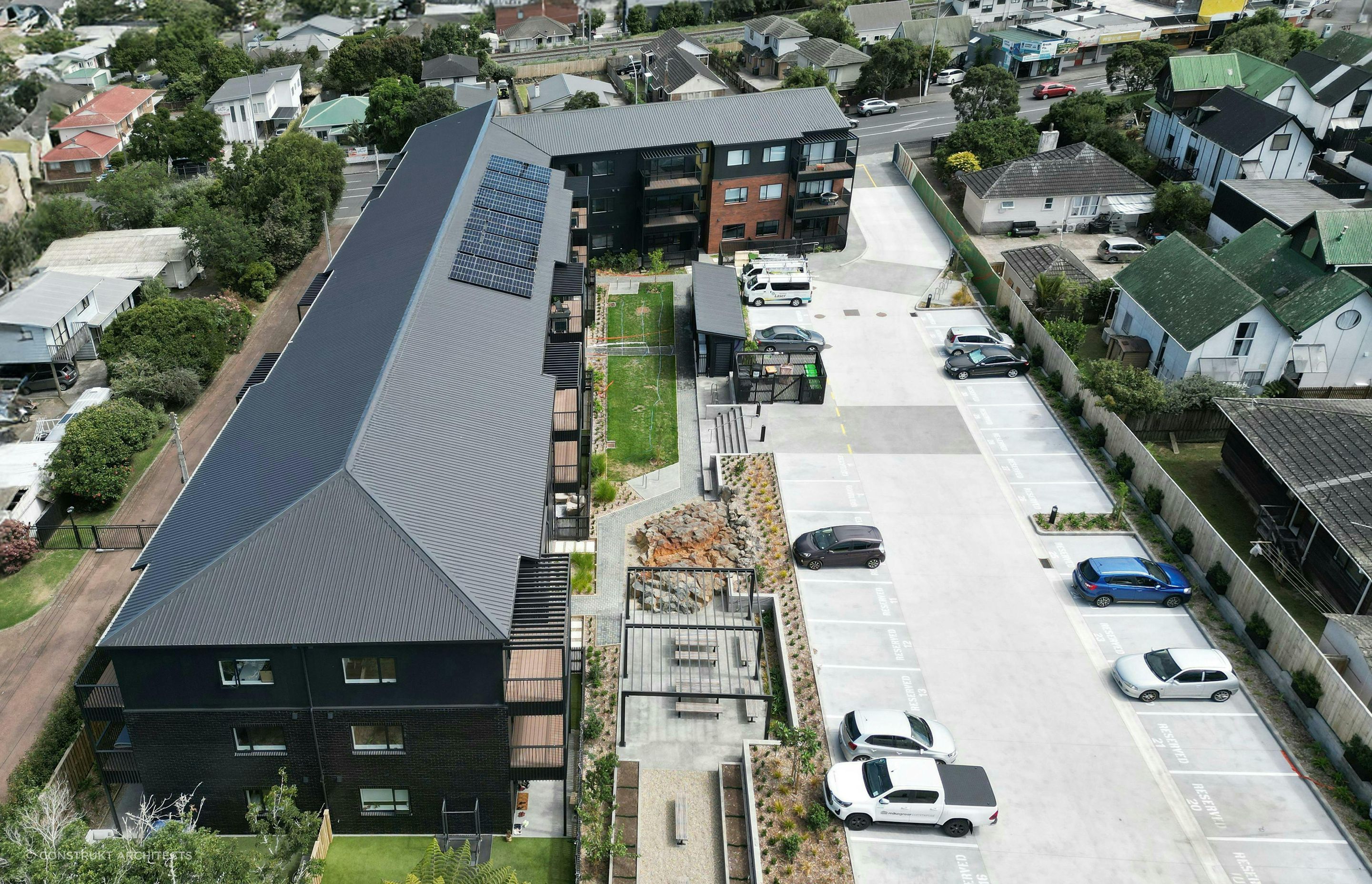 Kaweka-ApartmentsModern-ApartmentsConstrukt-ArchitectsAucklandEast-Aerial.jpg