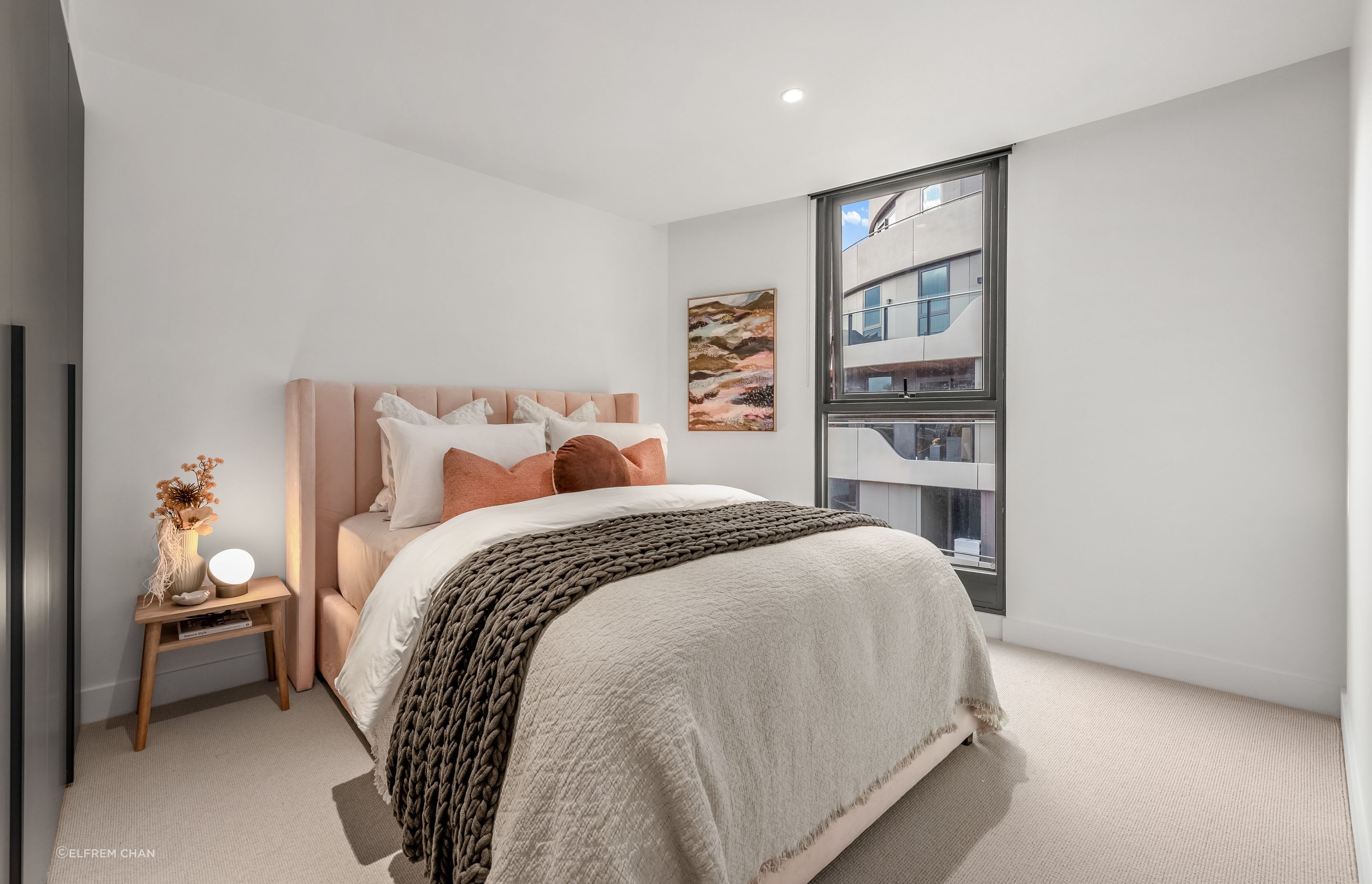 M148-Andy-B21933-Camberwell-Rd3.jpg