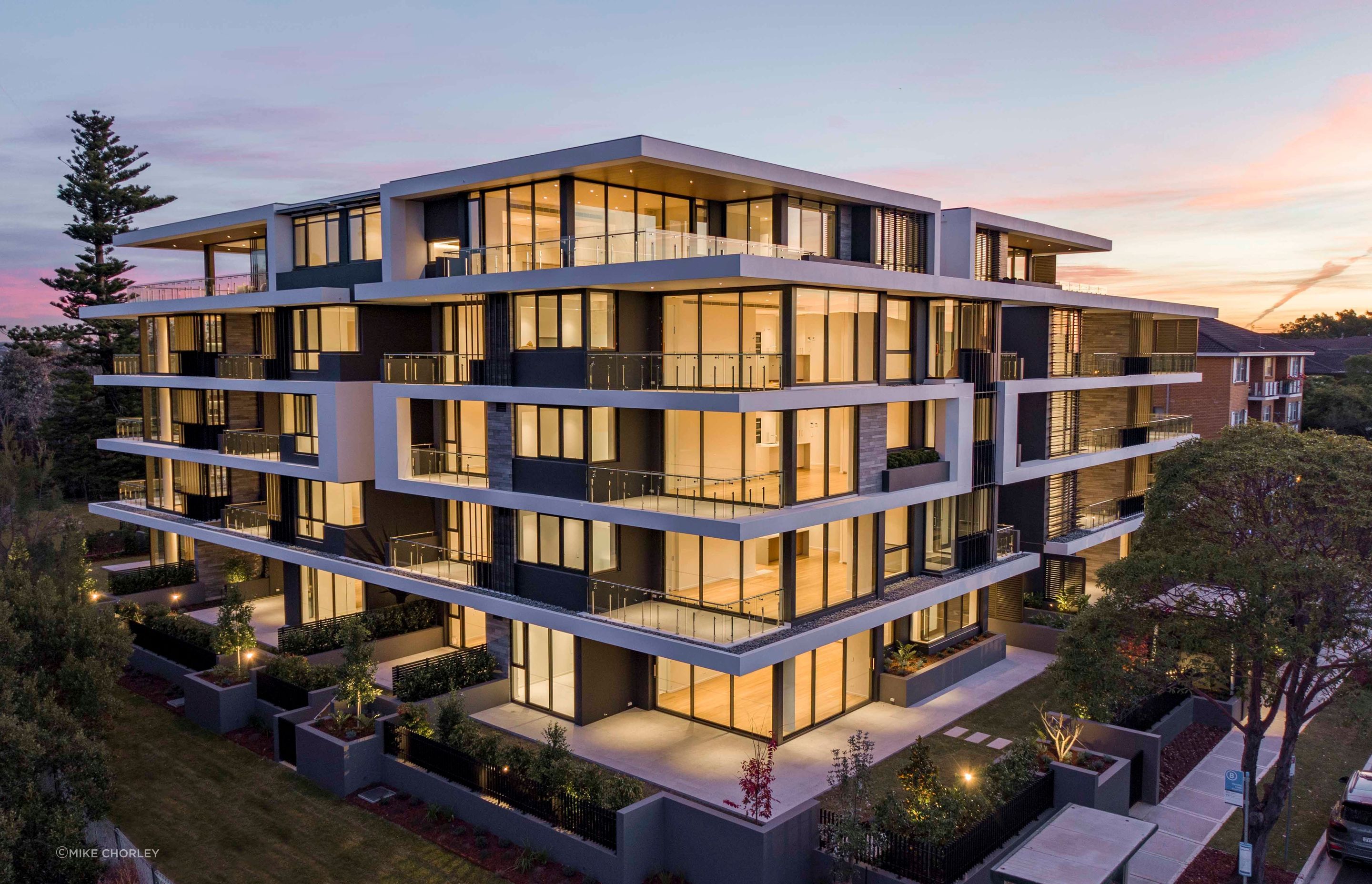Ora Apartments