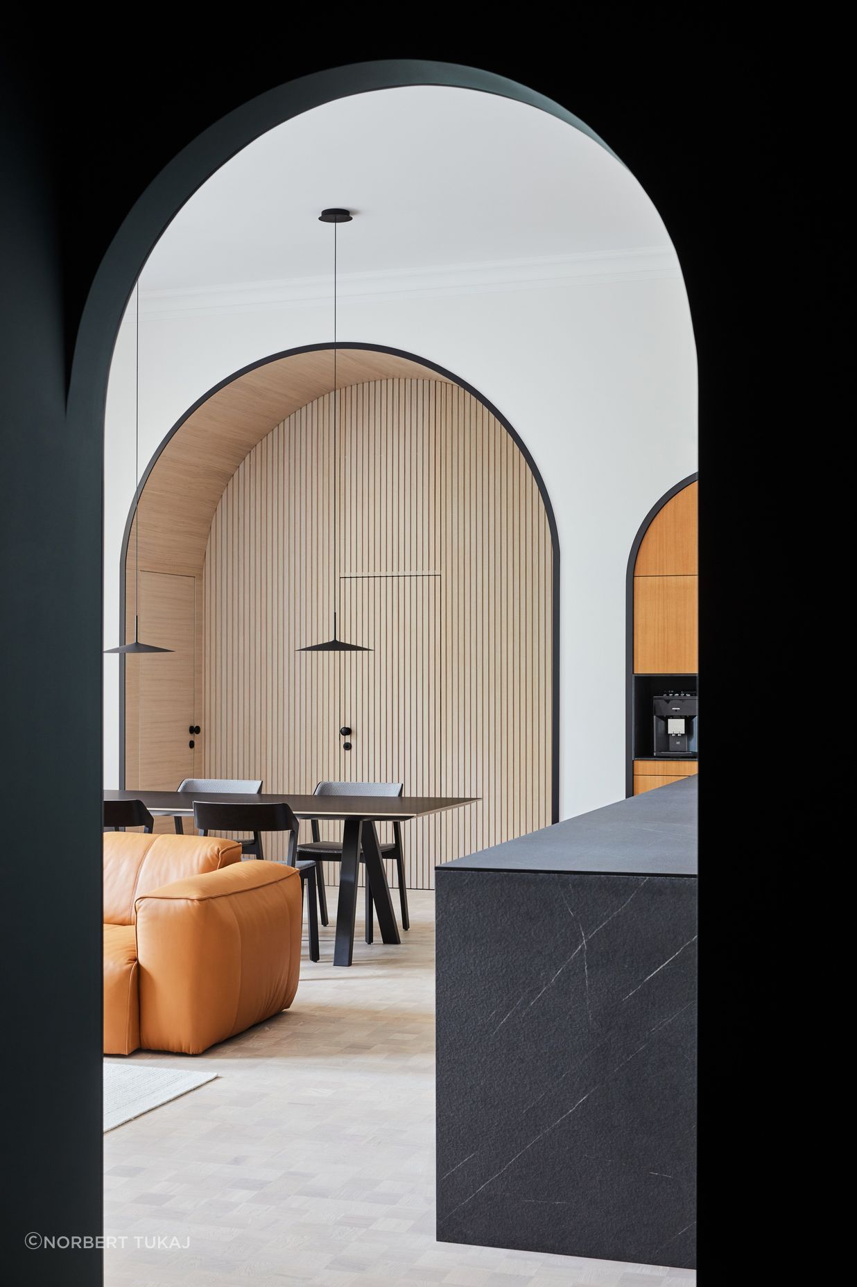 PicturesqueHillsApartment2-v2.jpg