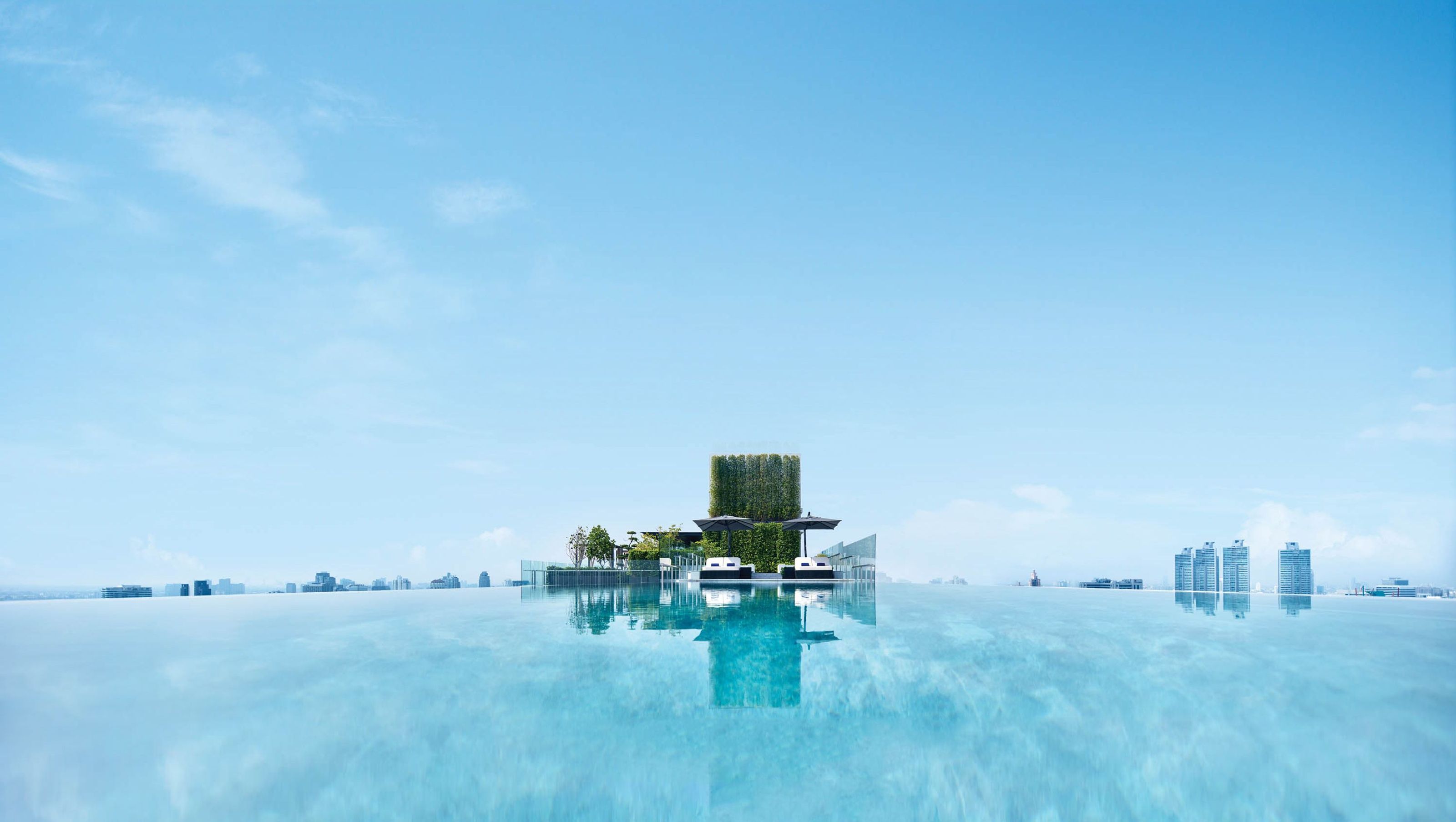 Suites & Residences