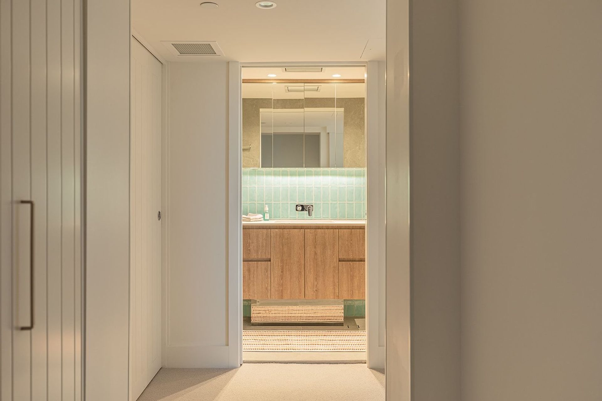 Joseph Apartment Surfers Paradise