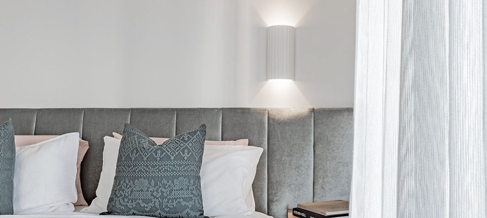 Joseph Apartment Surfers Paradise banner