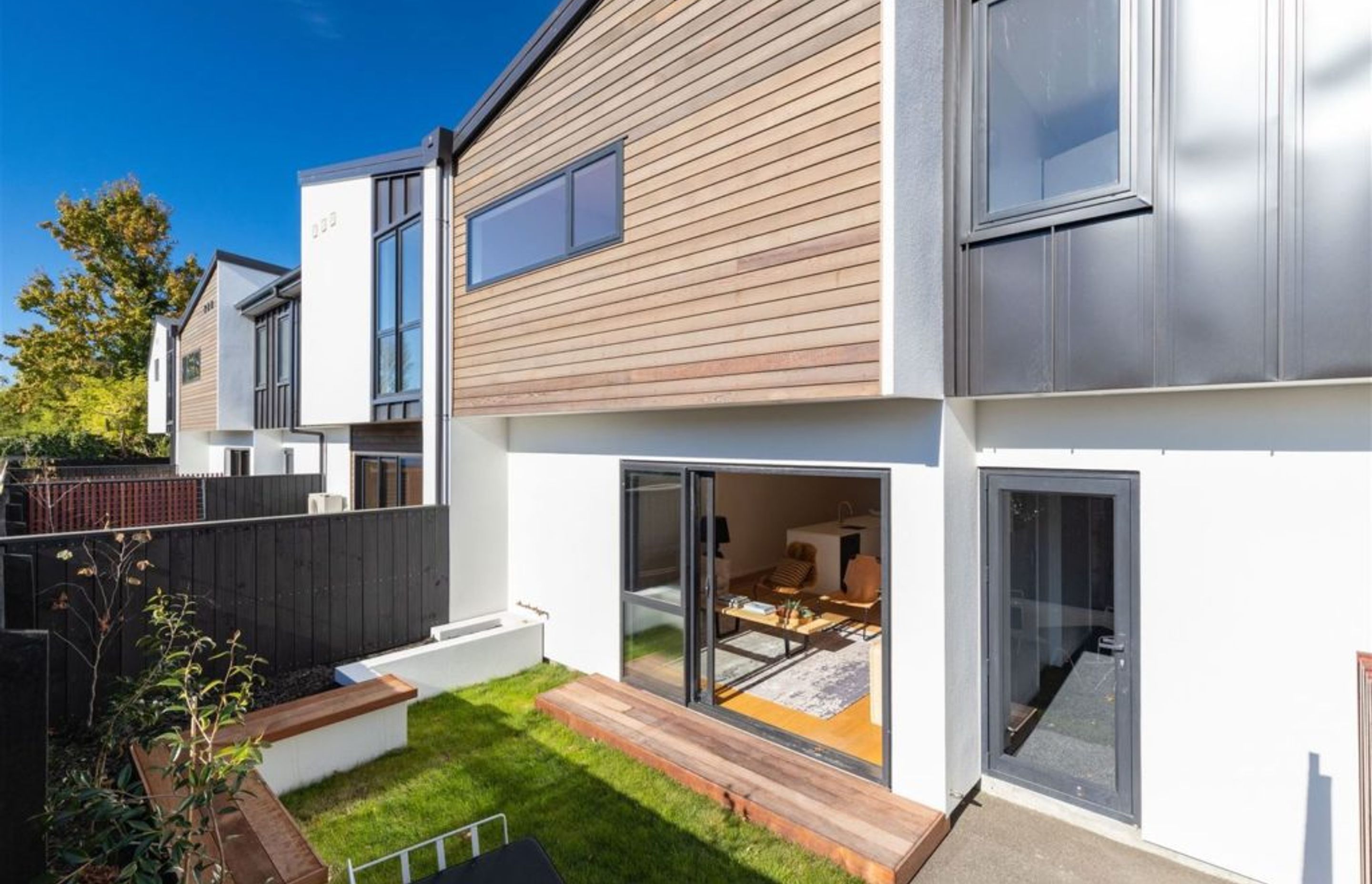 Rhodes Street, Merivale