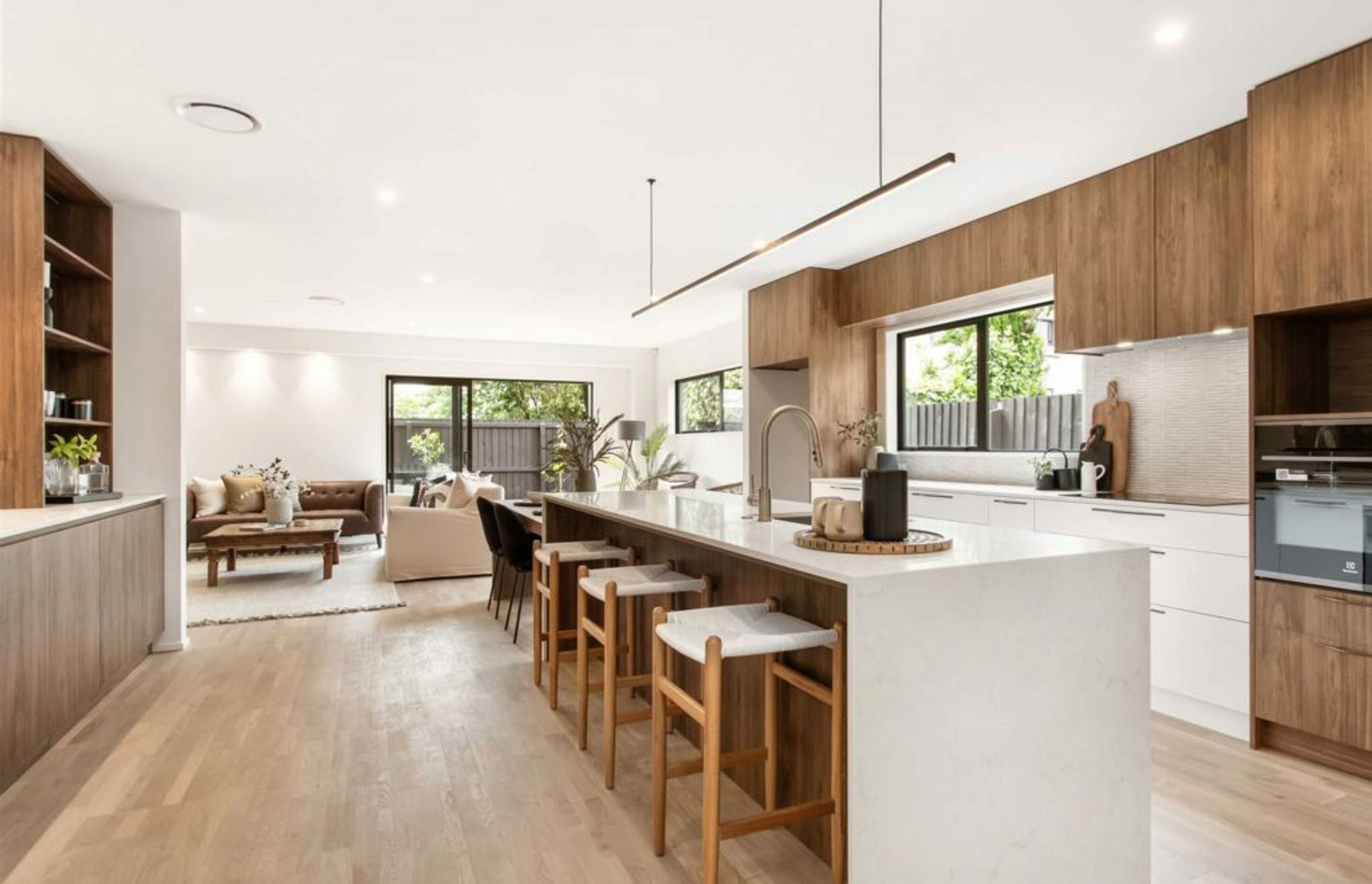Rhodes Street, Merivale