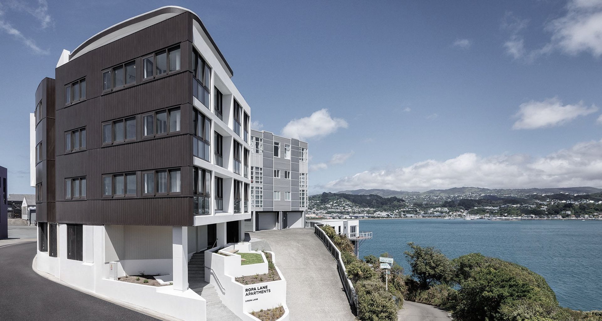 Ropa Lane Apartments banner