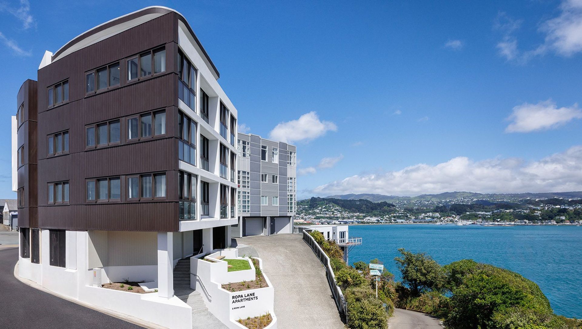 Ropa Lane Apartments banner