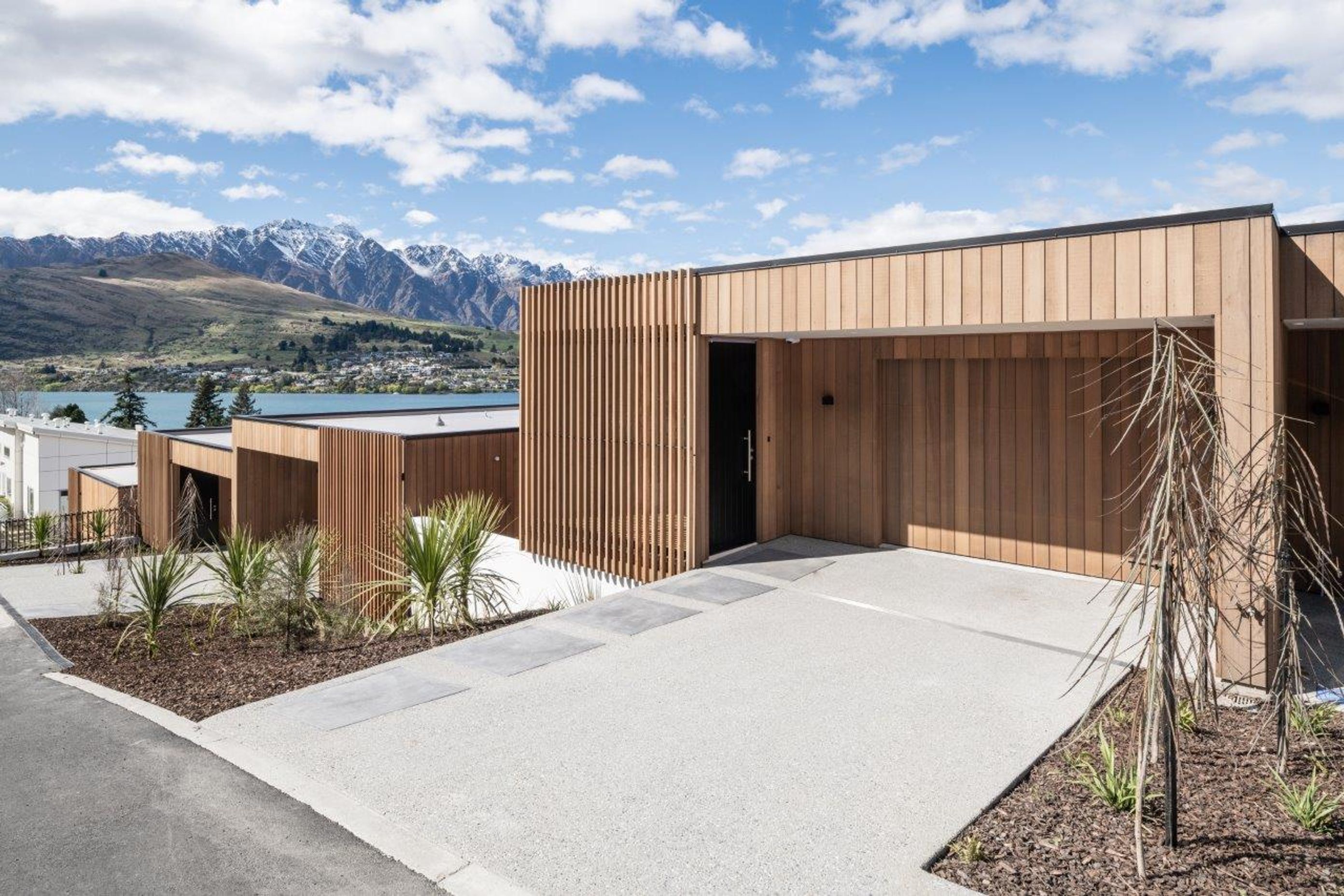 Lakeside Villas