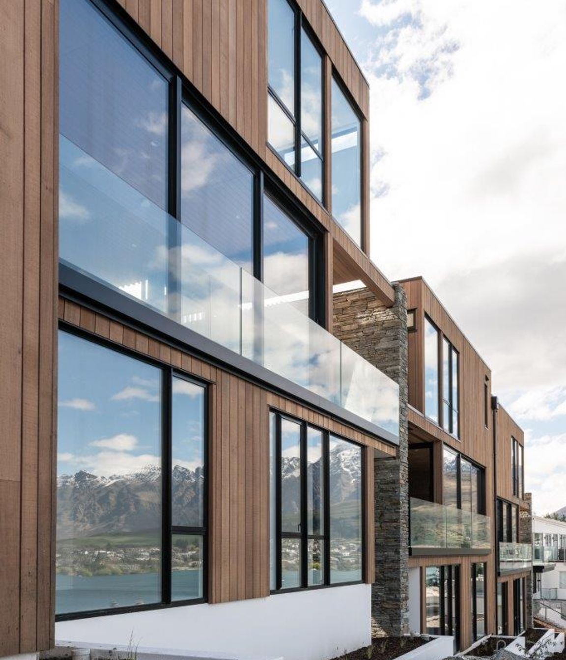 Lakeside Villas