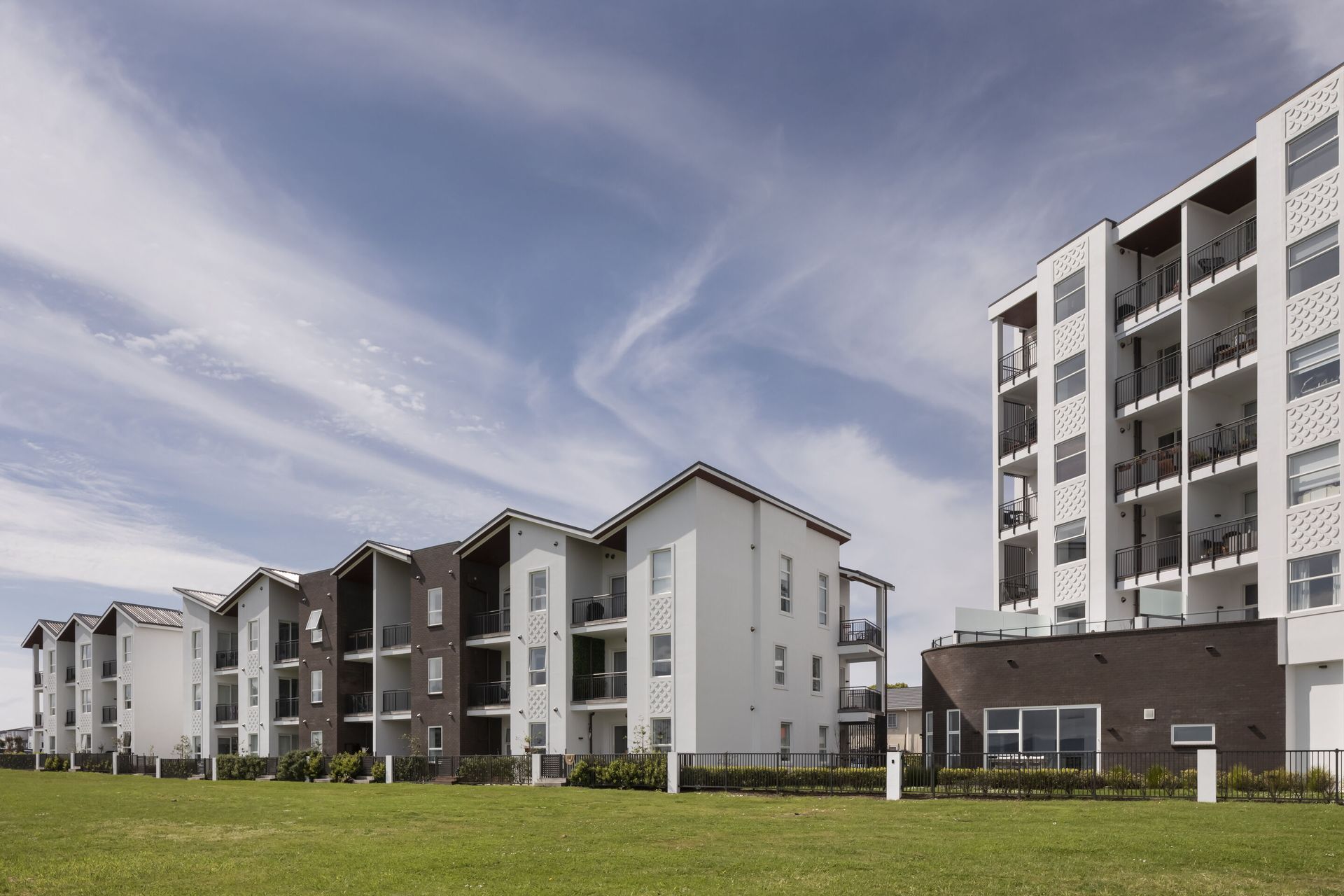 Set Buildings