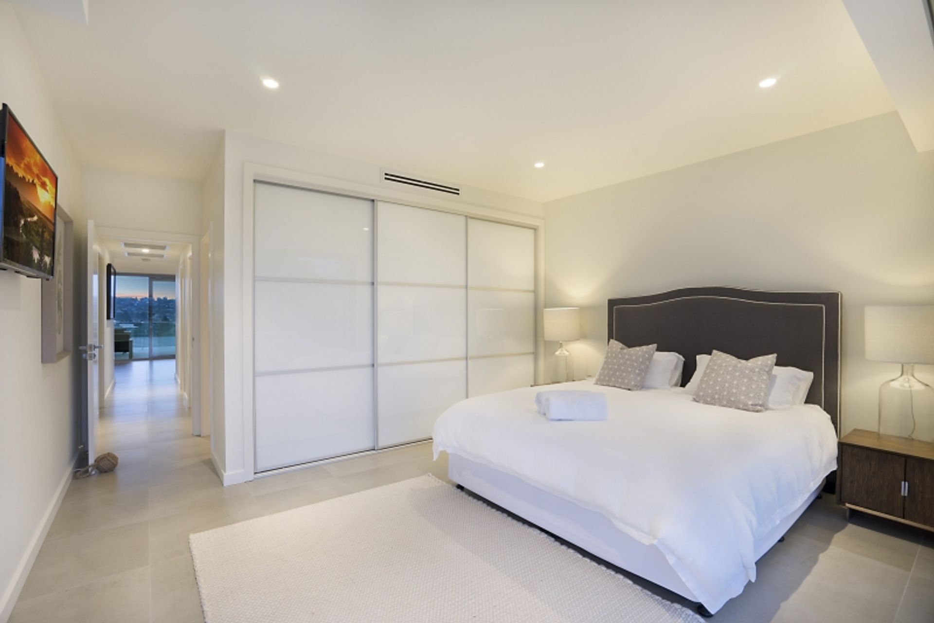 “Salt” on Dover Rd