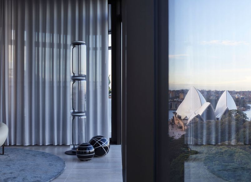 The Crown - Opera Residences