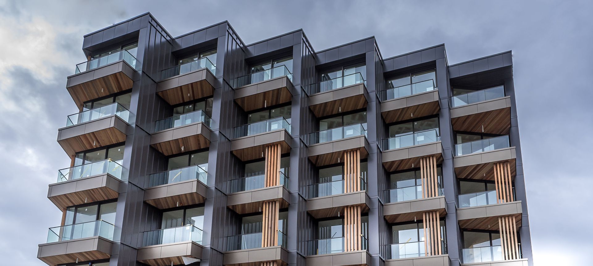 Sunset West Apartments banner