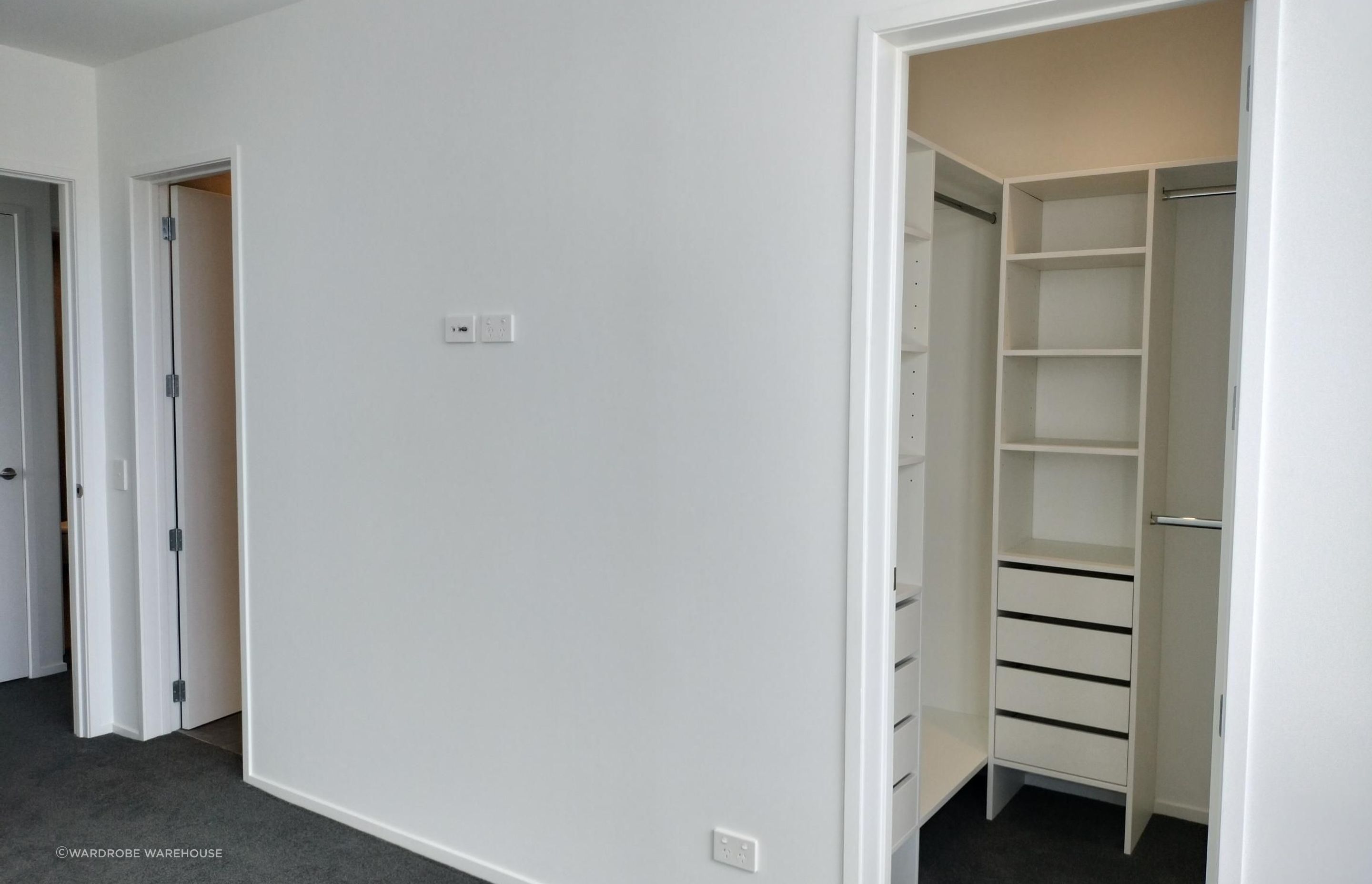 Walk-In-3.jpg