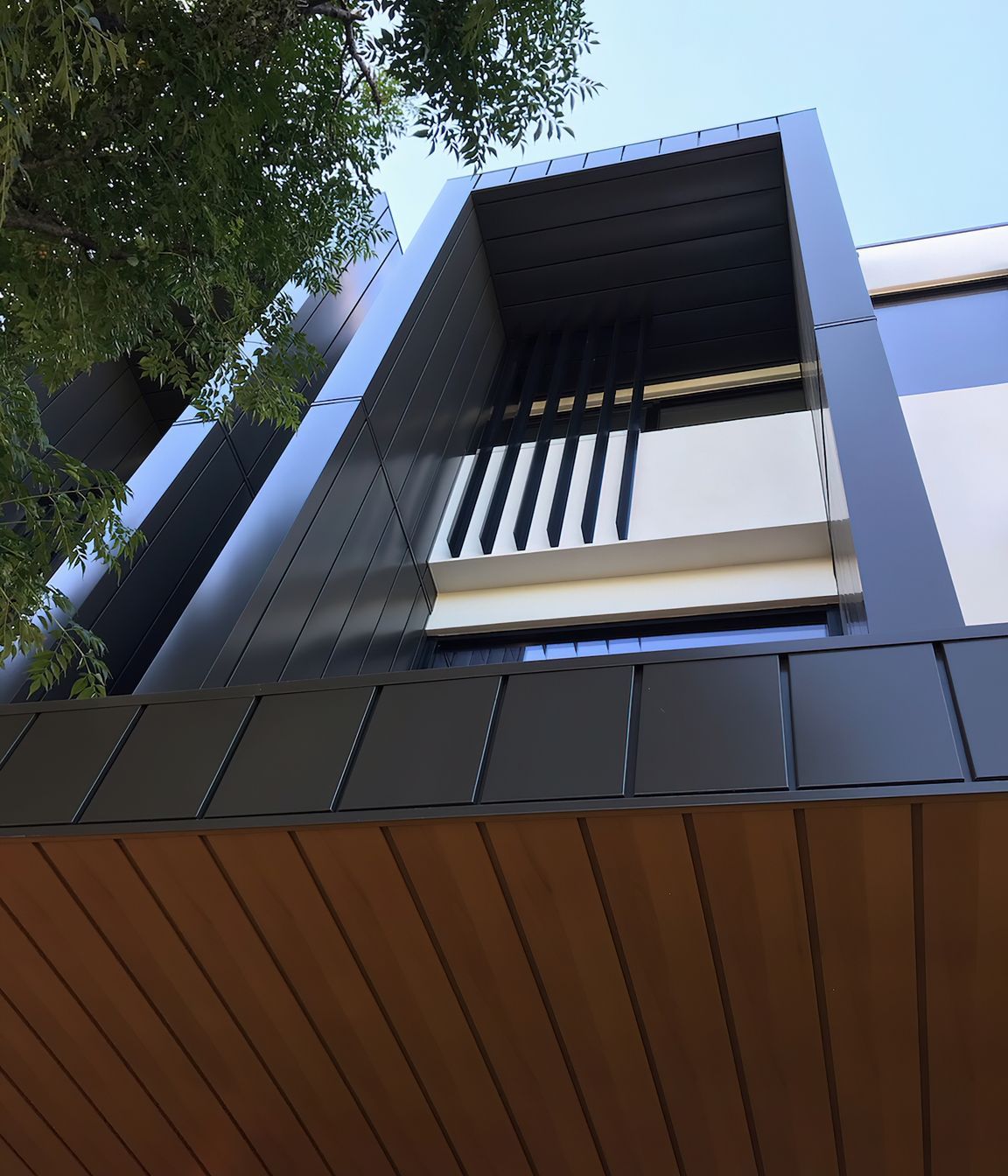 ##Well St, Brighton VIC - Express Panels - Colorbond Monument