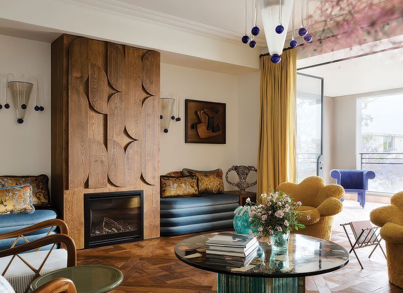 Potts Point Apartment: Escape into a World of European Allure