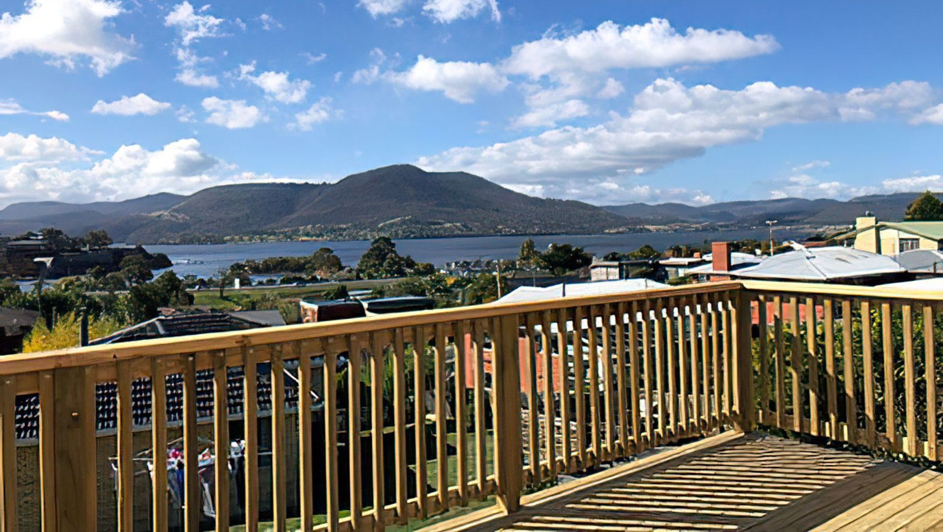 Apartments, Berlin banner