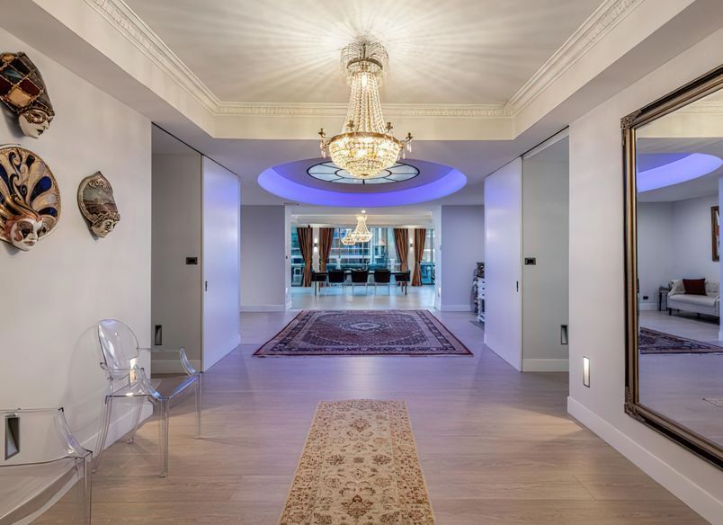 Penthouse in Queen St