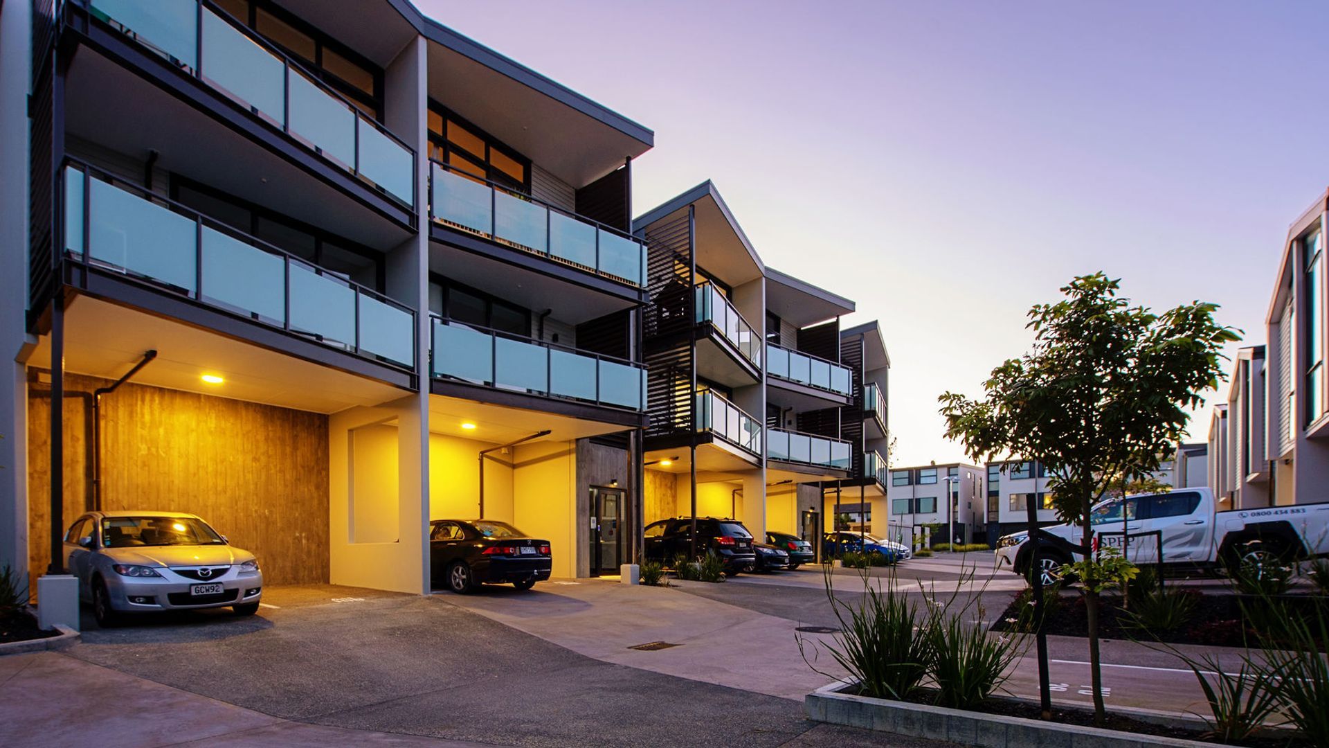 The Groves Apartments banner
