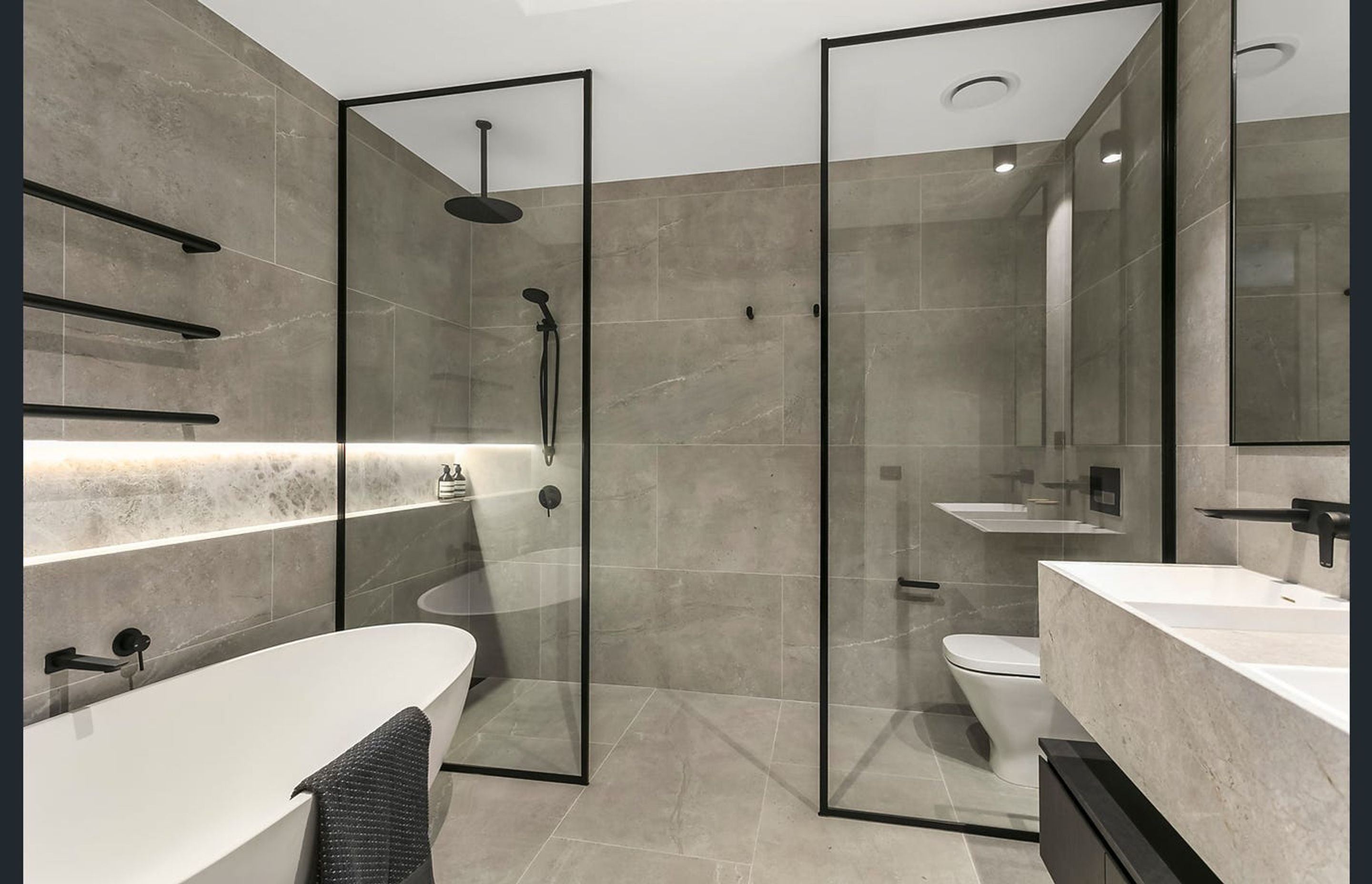 The Mayfair, Toorak