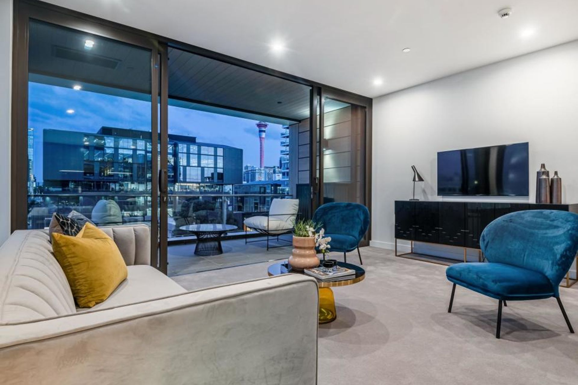 Madden, Wynyard Quarter