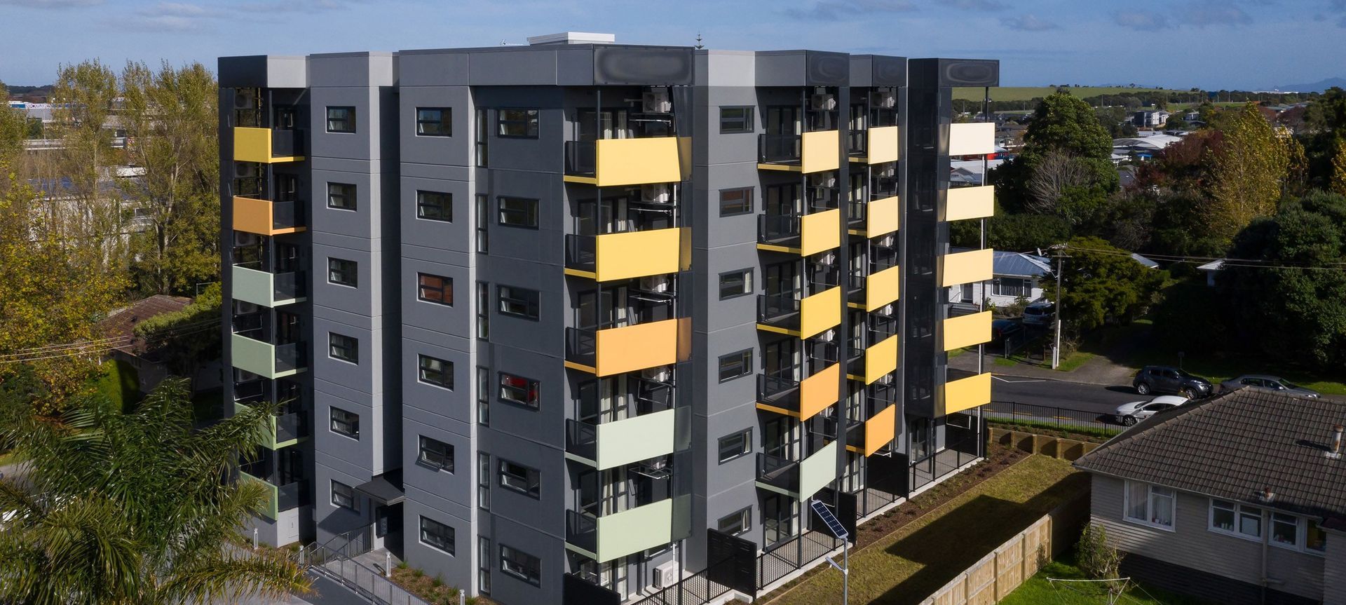 Lynton Road Apartments banner