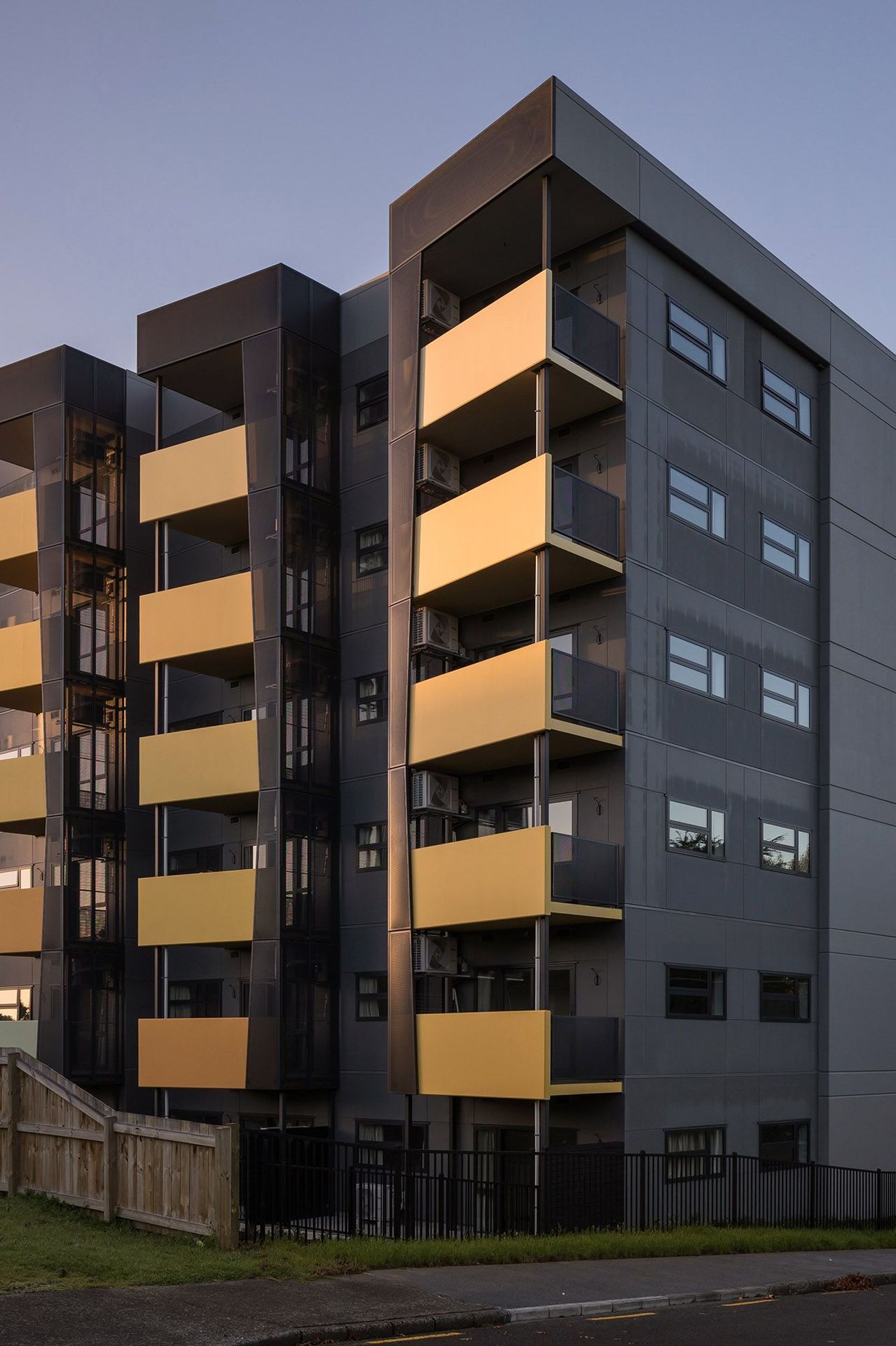 mode-lynton-road-apartments-03-v4.jpg