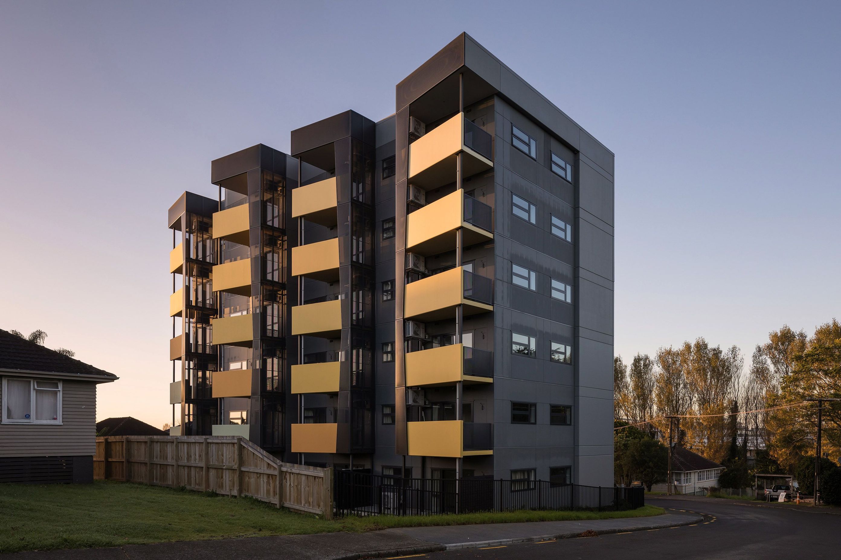 mode-lynton-road-apartments-03-v4.jpg