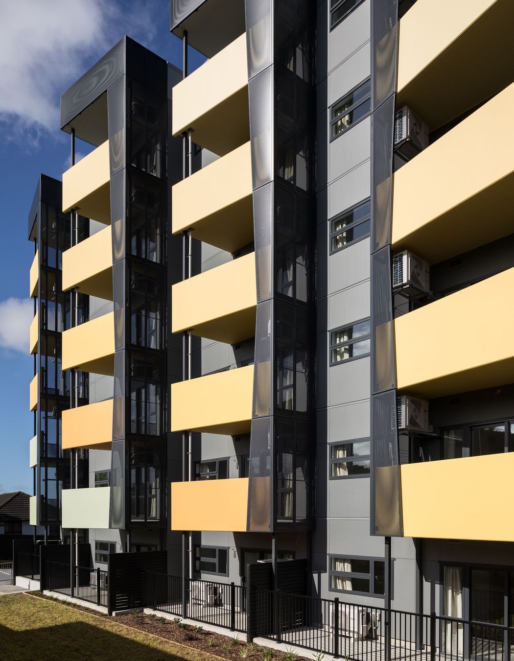 mode-lynton-road-apartments-05.jpg