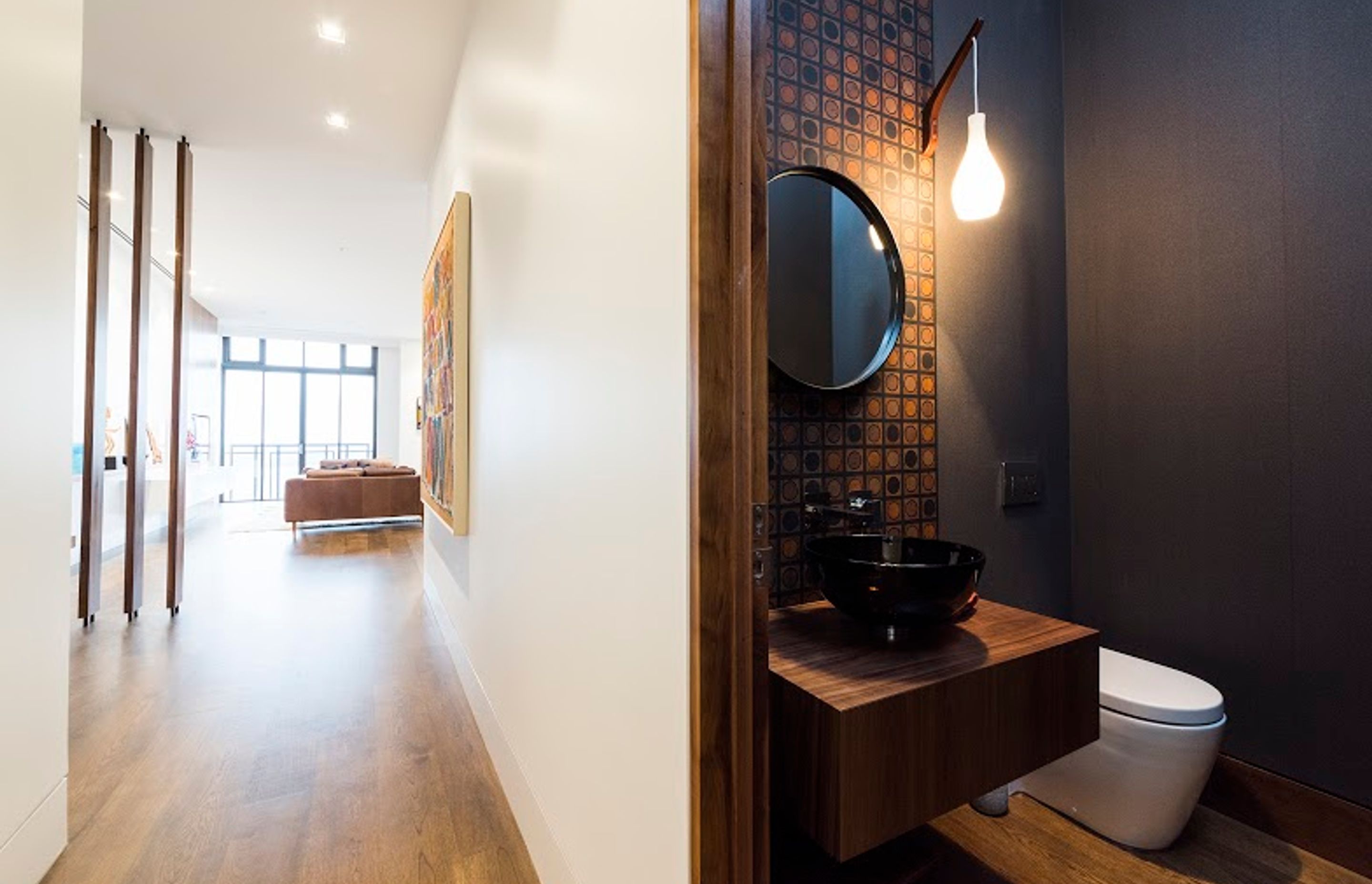 Metropolis Luxury Apartment