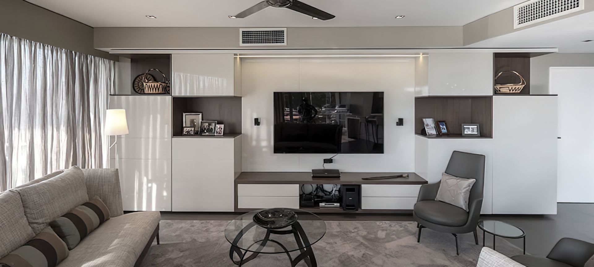 Prestige Apartment banner