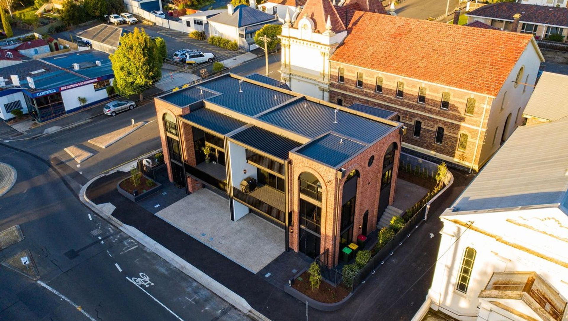 The Twins, Margaret Street, Tasmania banner