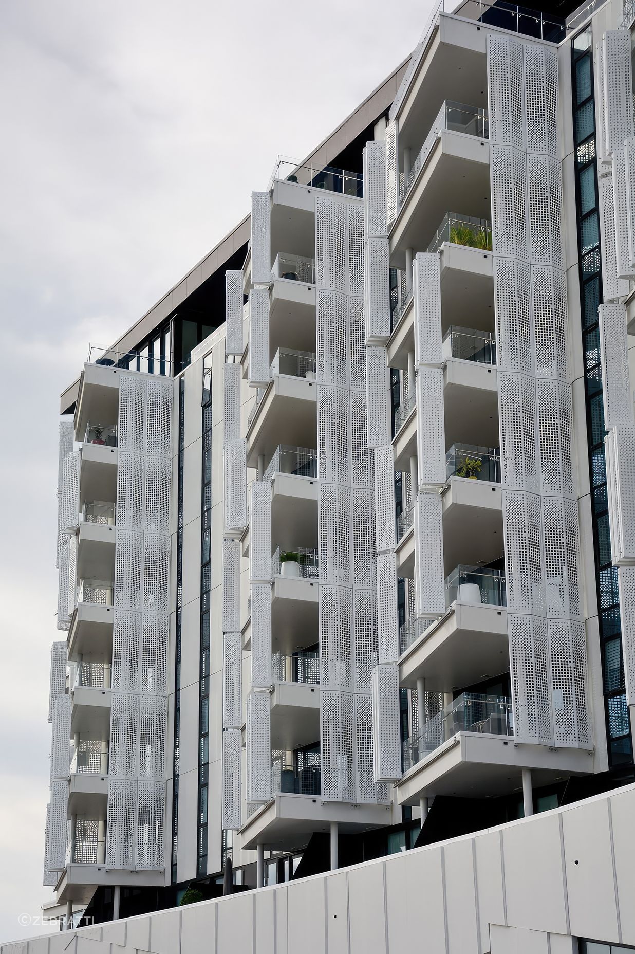 upAlexandra-Park-Apartments-4-fix-standard-scale-200x.jpg