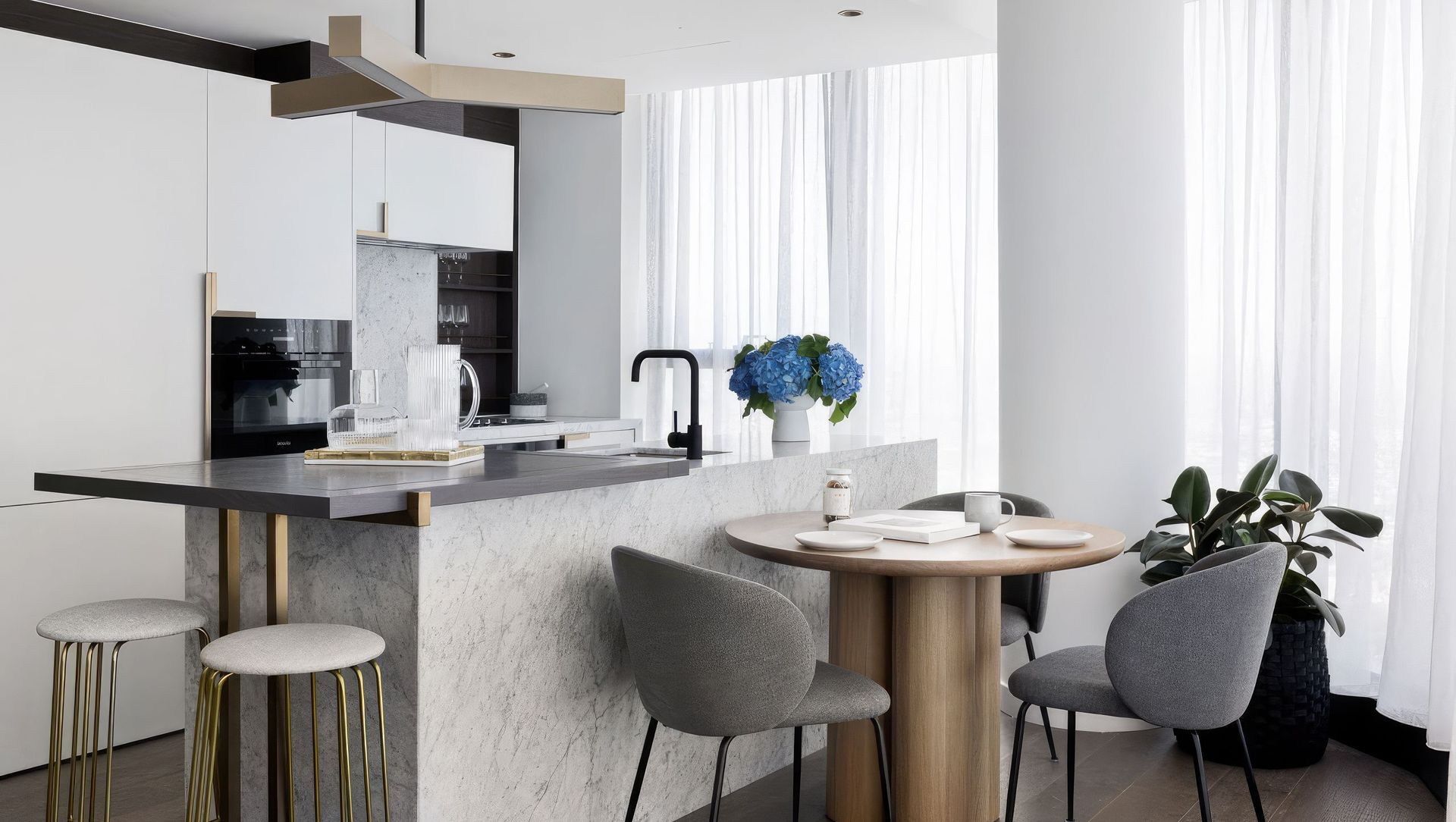 Queens Place Apartment banner