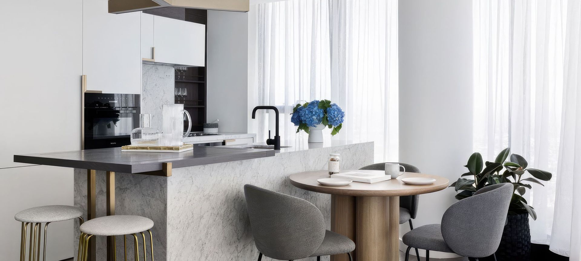 Queens Place Apartment banner