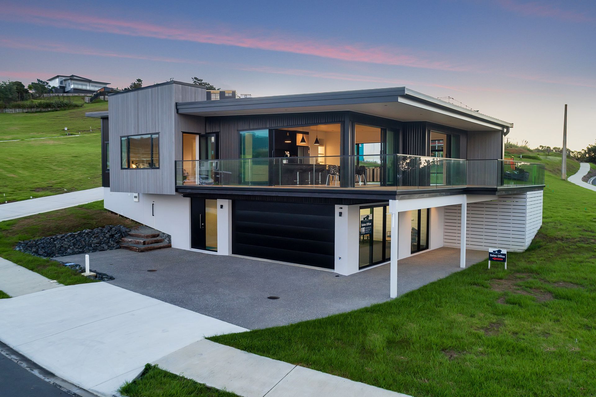 Blue Moon Rise Residence