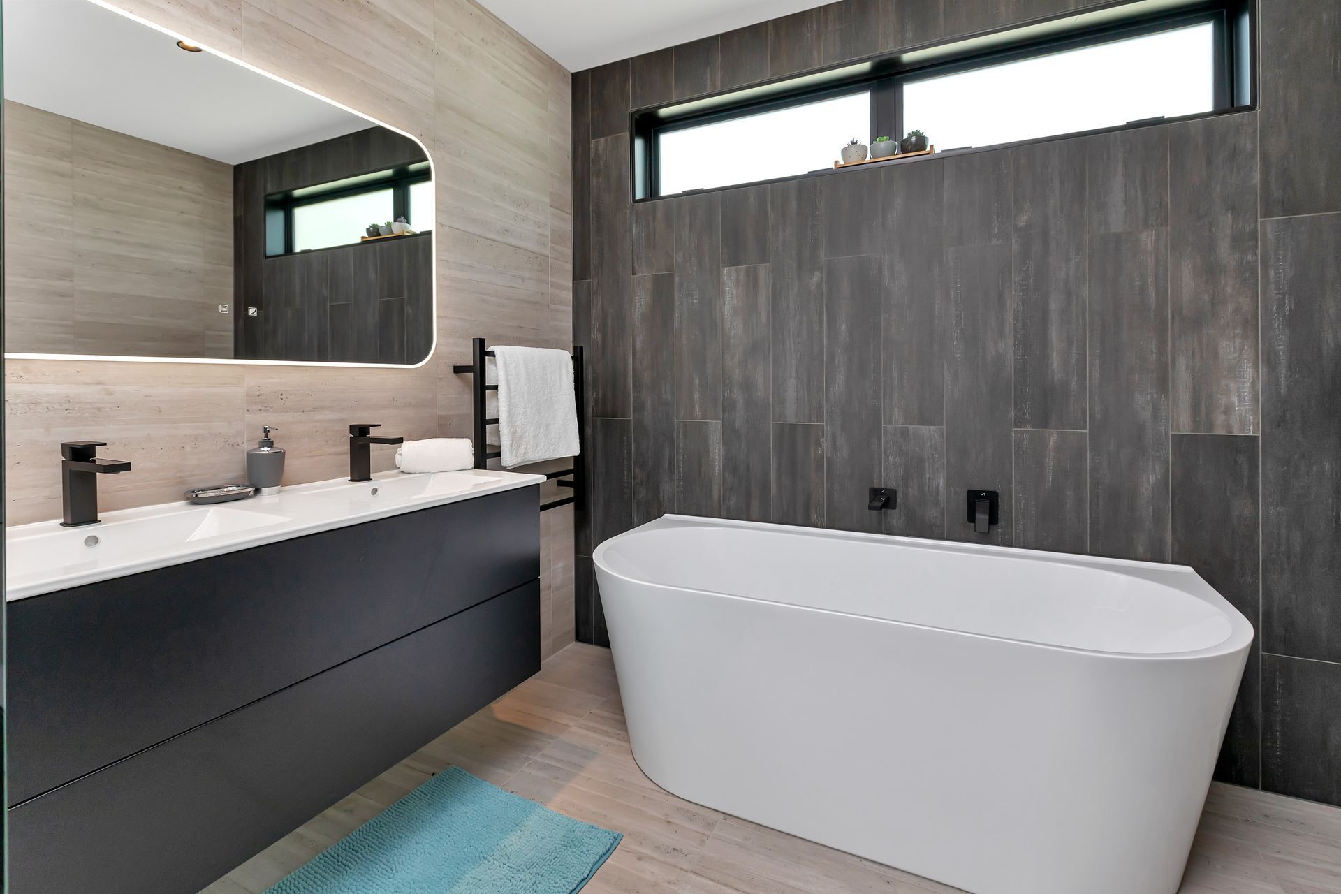 Blue Moon Rise Residence