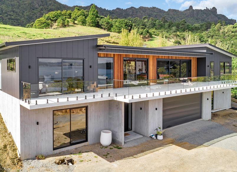 Mcleod's Bay Beach House