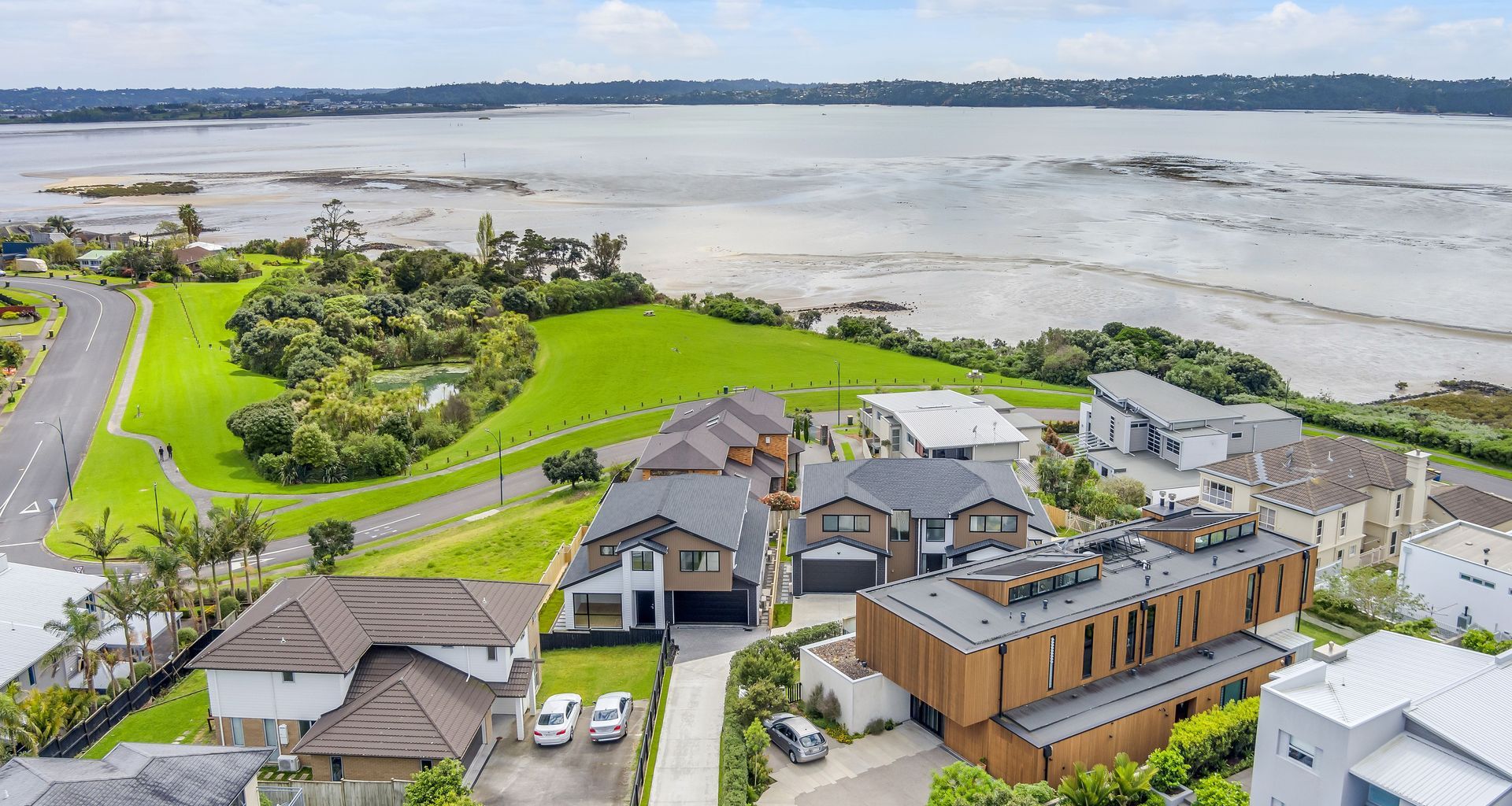 Te Atatu Peninsula Sea View Houses banner
