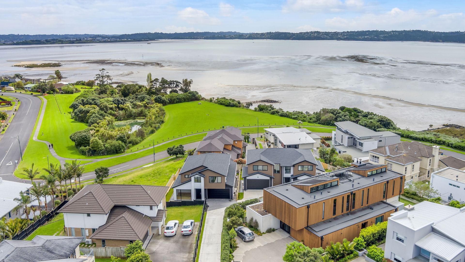 Te Atatu Peninsula Sea View Houses banner