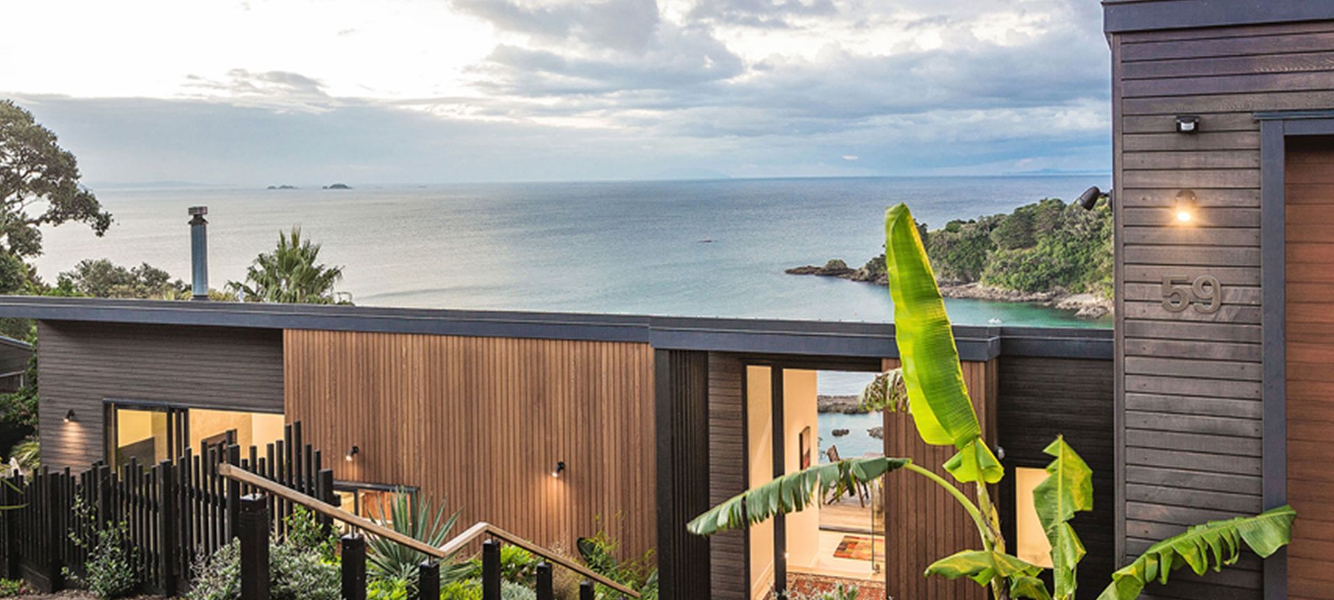 Hekerua Bay Residence banner