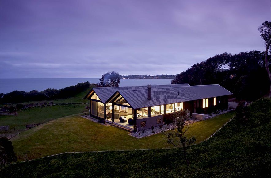 Seaside Bach - Moeraki