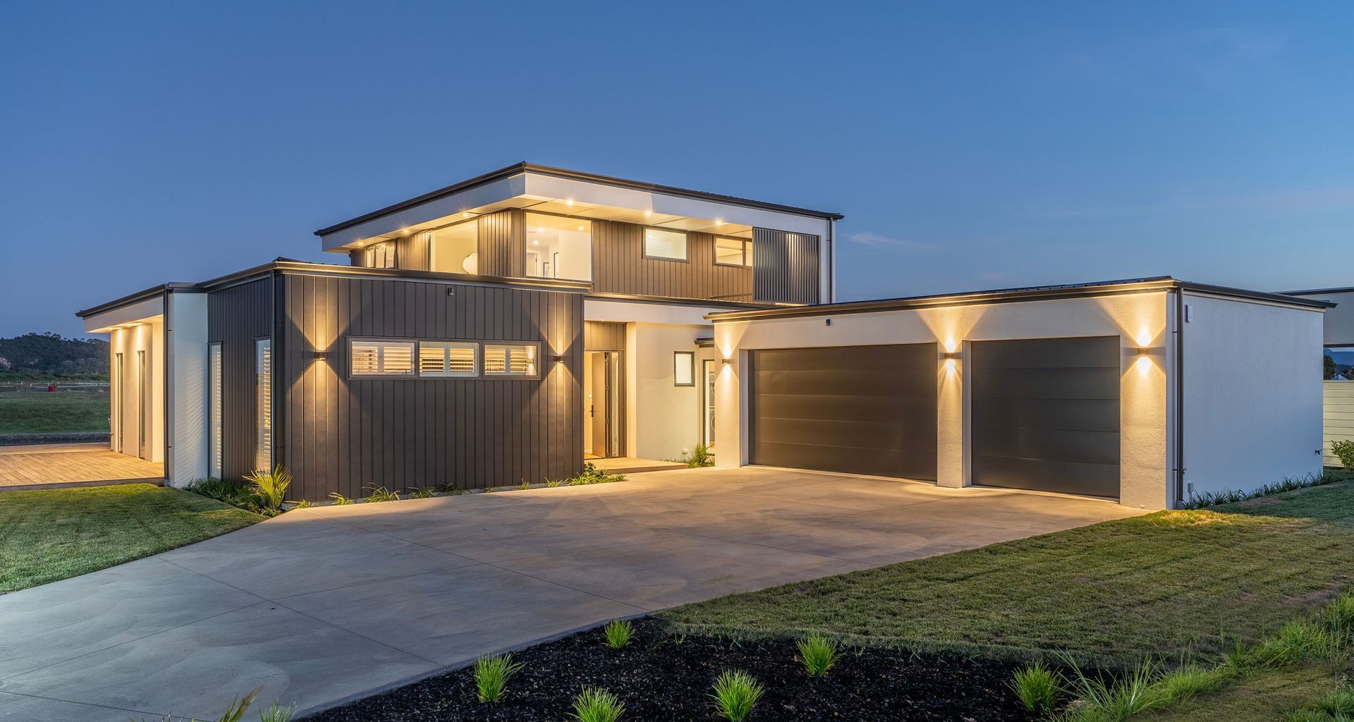 Waterfront Luxury in Whitianga banner