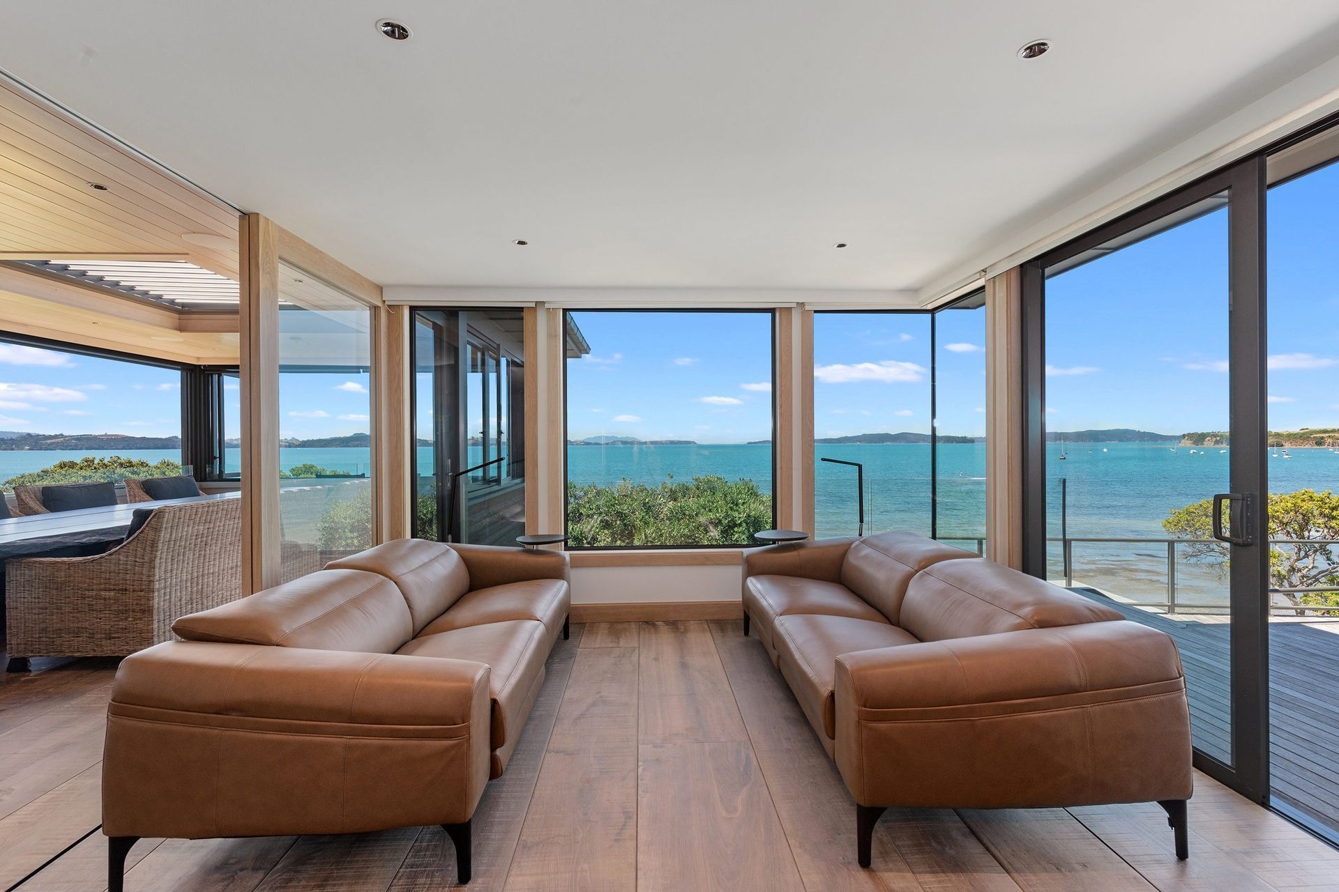 Milly’s Beach House, Algies Bay